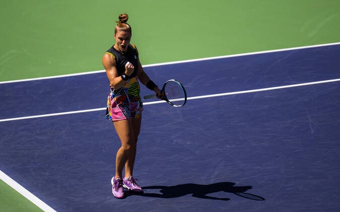 March 20, 2022, INDIAN WELLS, CALIFORNIA, UNITED STATES: Maria Sakkari of Greece in action during the final of the 2022 BNP Paribas Open WTA, Tennis Damen 1000 tennis tournament against Iga Swiatek of Poland INDIAN WELLS UNITED STATES - ZUMAa181 20220320_zaa_a181_243 Copyright: xRobxPrangex