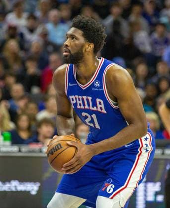 Philadelphia, Pennsylvania, United States of America, March 20th 2022: Joel Embiid (76ers 21)& xA
