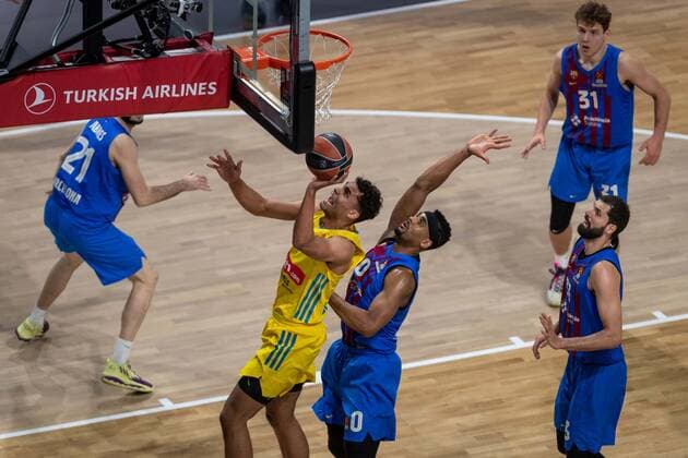 Basketball Berlin 22 03 2022 Season 2021 2022 Euroleague Regular Season Alba Berlin FC Barcelona Oscar Da Silva Alba Berlin, No 01 Brandon Davies Barcelona, No 00
