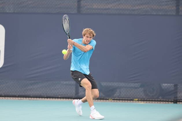 March 22, 2022, Miami Gardens, Florida, United States Of America: MIAMI GARDENS, FLORIDA - MARCH 22: Sascha Zverev on the Practice court at the Hard Rock Stadium on March 22, 2022 in Miami Gardens, Florida....People: Sascha Zverev Miami Gardens United States Of America - ZUMAs214 20220322_zda_s214_036 Copyright: xSMGx
