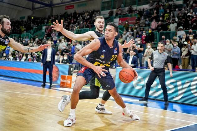 medi bayreuth EWE Baskets Oldenburg, Basketball, Bundesliga, BBL, Matchday 14, Season 2021 2022, 23 03 2022 22Holyfield, T J EWE Oldenburg medi bayreuth EWE Baskets Oldenburg , Basketball, Bundesliga, BBL, Matchday 14, Season 2021 2022, 23 03 2022 Bayreuth. Copyright: xEibner-Pressefoto ThorstenxOchsx EP_TOS