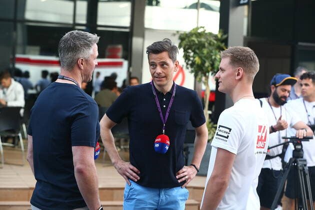 Formula 1 Saudi Arabia Grand Prix 24 03 2022, Jeddah Corniche Circuit, Jeddah, Formula 1 Saudi Arabia Grand Prix ,in picture Mick Schumacher DEU , Haas F1 Team talking with his uncle Ralf Schumacher and Sky commentator Sascha Roos nordphotoxGmbHx xBratic nph00250