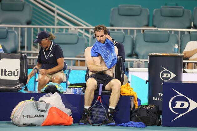 March 24, 2022, Miami Gardens, Florida, United States Of America: MIAMI GARDENS, FLORIDA - MARCH 24: Andy Murray of Great Britain defeats Federico Delbonis of Argentina on stadium court at Hard Rock Stadium on March 24, 2022 in Miami Gardens, Florida...People: Andy Murray Miami Gardens United States Of America - ZUMAs214 20220324_zda_s214_203 Copyright: xSMGx