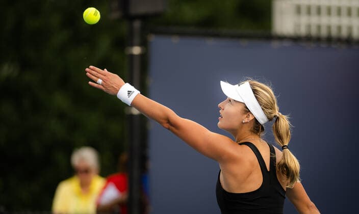 March 24, 2022, MIAMI, FLORIDA, UNITED STATES: Anna Kalinskaya of Russia in action during the second round of the 2022 Miami Open WTA, Tennis Damen 1000 tennis tournament against Karolina Pliskova of the Czech Republic MIAMI UNITED STATES - ZUMAa181 20220324_zaa_a181_053 Copyright: xRobxPrangex