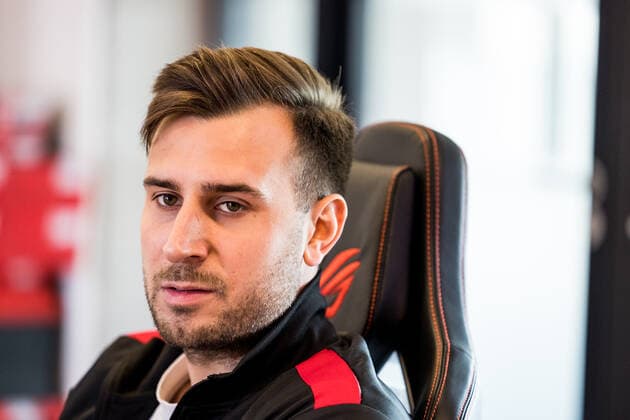 Media round bevestor Virtual Bundesliga 1 FC Koeln 25 03 2022 Simon Stoecker Project Manager eSports 1 FC Koeln Media round bevestor Virtual Bundesliga 1 FC Koeln eSports Lounge RheinEnergie Stadion, Koeln Copyright: xBEAUTIFULxSPORTS Wunderlx