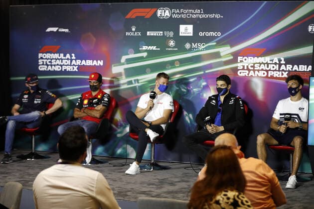 VERSTAPPEN Max (ned), Red Bull Racing RB18, SAINZ Carlos (spa), Scuderia Ferrari F1-75, SCHUMACHER Mick (ger), Haas F1 Team VF-22 Ferrari, OCON Esteban (fra), Alpine F1 Team A522, GASLY Pierre (fra), Scuderia AlphaTauri AT03, portrait during the Formula 1 STC Saudi Arabian Grand Prix 2022, 2nd round of the 2022 FIA Formula One World Championship, WM, Weltmeisterschaft on the Jeddah Corniche Circuit, from March 25 to 27, 2022 in Jeddah, Saudi Arabia - F1 - SAUDI ARABIAN GRAND PRIX 2022 DPPI Panoramic  GP2202_123506_31I4464