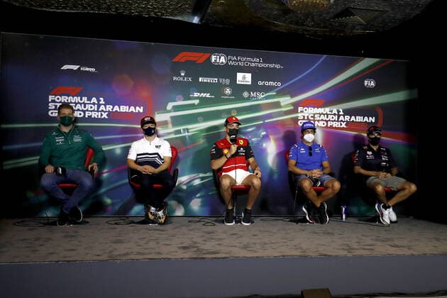 HULKENBERG Nico (ger), Reserve Driver of Aston Martin F1 Team, TSUNODA Yuki (jap), Scuderia AlphaTauri AT03, LECLERC Charles (mco), Scuderia Ferrari F1-75, ALONSO Fernando (spa), Alpine F1 Team A522, PEREZ Sergio (mex), Red Bull Racing RB18, portrait, press conference, PK, Pressekonferenz during the Formula 1 STC Saudi Arabian Grand Prix 2022, 2nd round of the 2022 FIA Formula One World Championship, WM, Weltmeisterschaft on the Jeddah Corniche Circuit, from March 25 to 27, 2022 in Jeddah, Saudi Arabia - F1 - SAUDI ARABIAN GRAND PRIX 2022 DPPI Panoramic GP2202_130447_X4I4133