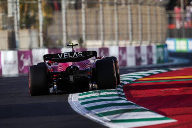 55 SAINZ Carlos (spa), Scuderia Ferrari F1-75, action during the Formula 1 STC Saudi Arabian Grand Prix 2022, 2nd round of the 2022 FIA Formula One World Championship, WM, Weltmeisterschaft on the Jeddah Corniche Circuit, from March 25 to 27, 2022 in Jeddah, Saudi Arabia - F1 - SAUDI ARABIAN GRAND PRIX 2022 DPPI Panoramic  00122006__B2_6703.JPG_