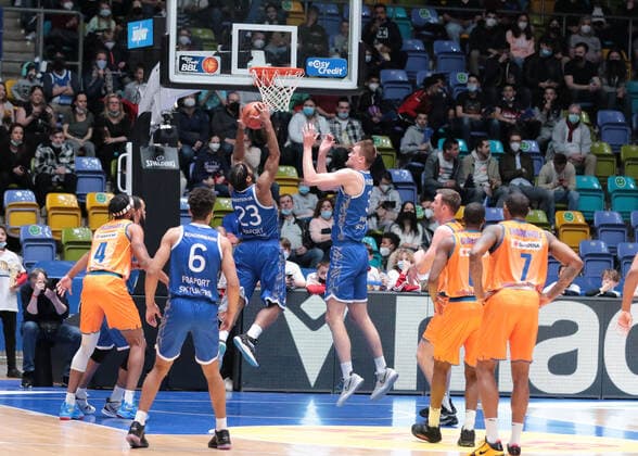 Haarms Matt, Fraport Skyliners, 3 ,Robertson Quantez, Fraport Skyliners, 23 , , GER,Basketball, BBL, Fraport Skyliners vs Ratiopharm Ulm,25 03 2022 Frankfurt, Germany Copyright: xEibner-Pressefoto UlrichxScherbax EP_usm