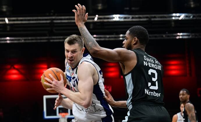 19 03 2022 Basketball Season 2021 2022 2 Bundesliga Pro A 31 Game Day Nürnberg Falcons Basketball Club NBC Eisbären Bremerhaven Robert Oehle 31, Eisbären Bremerhaven Antonio Lee AJ Davis Jr 3, Nürnberg Falcons BC NBC
