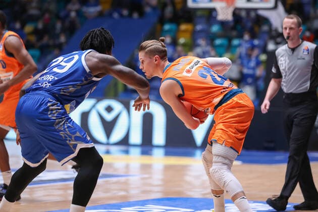 Cherry Will, Fraport Skyliners, 29 Klepeisz Thomas, Ratiopharm Ulm, 22 , , GER,Basketball, BBL, Fraport Skyliners vs Ratiopharm Ulm,25 03 2022 Copyright: xEibner-Pressefoto UlrichxScherbaumx EP_usm