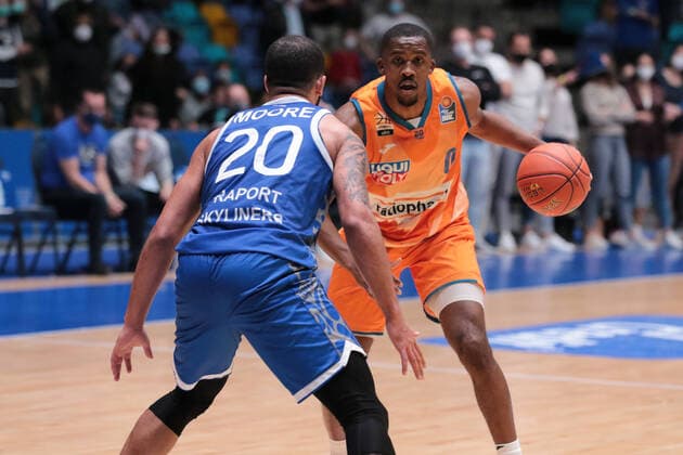 Moore Rasheed, Fraport Skyliners, 20 ,Christon Semaj, Ratiopharm Ulm, 0 , , GER,Basketball, BBL, Fraport Skyliners vs Ratiopharm Ulm,25 03 2022 Frankfurt, Germany Copyright: xEibner-Pressefoto UlrichxScherbaumx EP_usm