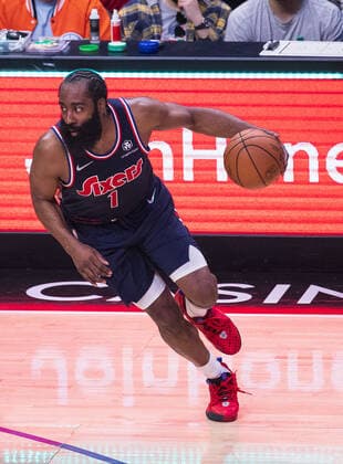 March 25, 2022, Los Angeles, California, USA: James Harden 1 of the Philadelphia 76ers takes possession of the ball during their NBA, Basketball Herren, USA game against the Los Angeles Clippers on Friday March 25, 2022 at Crypto.com Arena in Los Angeles, California. Clippers lose to 76ers, 97-122. ARIANA RUIZ PI Los Angeles USA - ZUMAp124 20220325_zaa_p124_035 Copyright: xArianaxRuizx