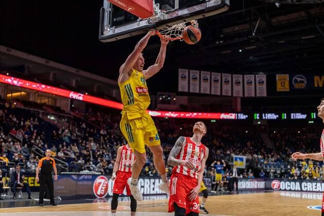 Basketball Berlin 25 03 2022 Euroleague Regular Season 2021 2022 Alba Berlin Crvena Zvezda mts Belgrade Luke Sikma Alba Berlin, No 43 Aaron White Belgrade, No 30