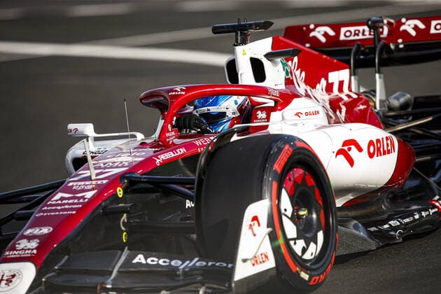 77 BOTTAS Valtteri (fin), Alfa Romeo F1 Team ORLEN C42, action during the Formula 1 STC Saudi Arabian Grand Prix 2022, 2nd round of the 2022 FIA Formula One World Championship, WM, Weltmeisterschaft on the Jeddah Corniche Circuit, from March 25 to 27, 2022 in Jeddah, Saudi Arabia - F1 - SAUDI ARABIAN GRAND PRIX 2022 DPPI Panoramic  00122006__B2_8132.JPG_