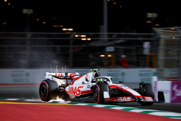 Crash, SCHUMACHER Mick (ger), Haas F1 Team VF-22 Ferrari, portrait during the Formula 1 STC Saudi Arabian Grand Prix 2022, 2nd round of the 2022 FIA Formula One World Championship, WM, Weltmeisterschaft on the Jeddah Corniche Circuit, from March 25 to 27, 2022 in Jeddah, Saudi Arabia - F1 - SAUDI ARABIAN GRAND PRIX 2022 DPPI Panoramic  00122006__V2_2140.JPG_