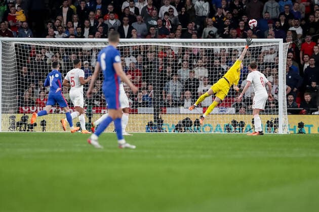 LONDON, ENGLAND MARCH 26 during the international friendly match between England and Switzerland at Wembley Stadium on March 26, 2022 in London, United Kingdom goalkeeper Jonas Omlin of Switzerland in action Left to right Phil Foden of England, Manuel Akanji of Switzerland, Conor Coady of England, goalkeeper Jonas Omlin of Switzerland, Fabian Frei of Switzerland London Wembley Stadium England United Kingdom  Copyright: xJustPictures.chx xRichardxCallisx