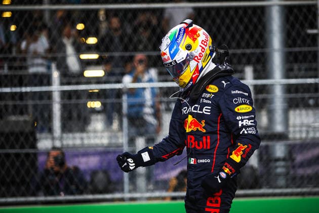 PEREZ Sergio (mex), Red Bull Racing RB18 celebrating his first pole position in F1 during the Formula 1 STC Saudi Arabian Grand Prix 2022, 2nd round of the 2022 FIA Formula One World Championship, WM, Weltmeisterschaft on the Jeddah Corniche Circuit, from March 25 to 27, 2022 in Jeddah, Saudi Arabia - F1 - SAUDI ARABIAN GRAND PRIX 2022 DPPI Panoramic  00122006__B2_9079.JPG_