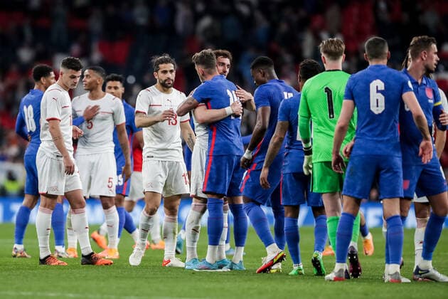 LONDON, ENGLAND MARCH 26 during the international friendly match between England and Switzerland at Wembley Stadium on March 26, 2022 in London, United Kingdom Team Switzerland and team England after the game London Wembley Stadium England United Kingdom  Copyright: xJustPictures.chx xRichardxCallisx