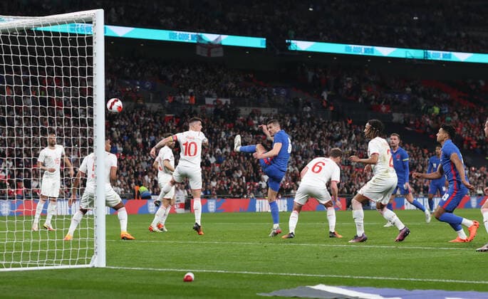 England gegen die Schweiz Internationaler Fußball 26. März 2022 Wembley, Internationaler Fußball Freundschaftsspiel, England gegen die Schweiz Conor Coady von England hat eine Kopfballchance Foto von Mark Leech London UK  Copyright: xMarkxLeechxOffside