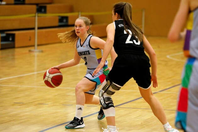 26 03 2022, 2 Toyota Womens Basketball Bundesliga North, DBBL, season 2021 2022, women, playoffs, quarterfinals, Chemcats Chemnitz Falcons Bad Homburg Chiara Schmieder, ChemCats Chemnitz Chemnitz Sporthalle am Schlossteich Saxony Germany