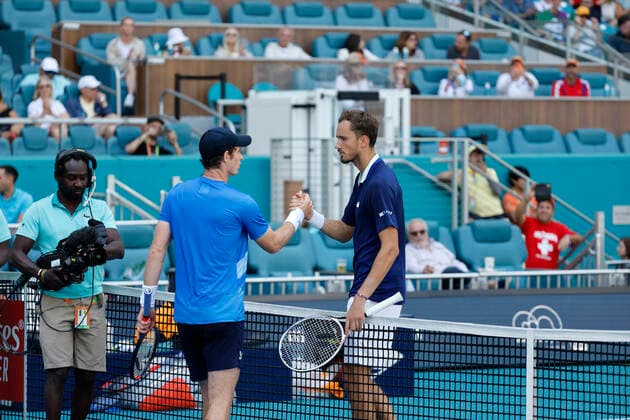 March 26, 2022, Miami Gardens, Florida, United States Of America: MIAMI GARDENS, FLORIDA - MARCH 26: Daniil Medvedev of Russia defeats Andy Murray of Great Britain in the second round of the men s singles at the Miami Open at the Hard Rock Stadium on March 26, 2022 in Miami Gardens, Florida....People: Andy Murray, Daniil Medvedev Miami Gardens USA - ZUMAs214 20220326_zda_s214_164 Copyright: xSMGx