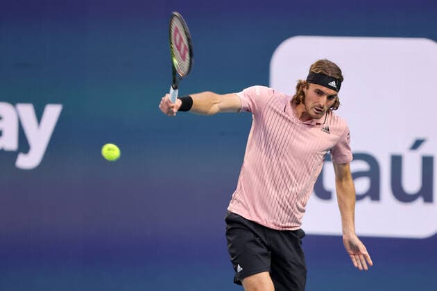 March 26, 2022, Miami Gardens, Florida, United States Of America: MIAMI GARDENS, FLORIDA - MARCH 26: Stefanos Tsitsipas of Greece defeats J.J. Wolf of The United States during day 6 of the Miami Open at Hard Rock Stadium on March 26, 2022 in Miami Gardens, Florida...People: Stefanos Tsitsipas Miami Gardens United States Of America - ZUMAs214 20220326_zda_s214_213 Copyright: xSMGx