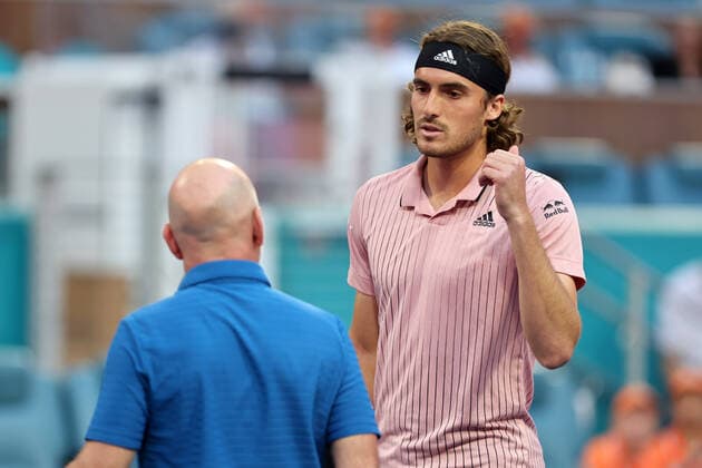 March 26, 2022, Miami Gardens, Florida, United States Of America: MIAMI GARDENS, FLORIDA - MARCH 26: Stefanos Tsitsipas of Greece defeats J.J. Wolf of The United States during day 6 of the Miami Open at Hard Rock Stadium on March 26, 2022 in Miami Gardens, Florida...People: Stefanos Tsitsipas Miami Gardens United States Of America - ZUMAs214 20220326_zda_s214_214 Copyright: xSMGx