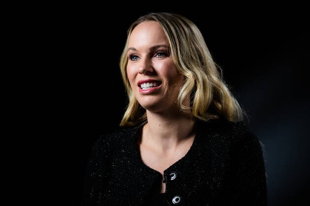 March 26, 2022, MIAMI, FLORIDA, UNITED STATES: Caroline Wozniacki of Denmark talks to the media at the 2022 Miami Open WTA, Tennis Damen 1000 tennis tournament MIAMI UNITED STATES - ZUMAa181 20220326_zaa_a181_266 Copyright: xRobxPrangex