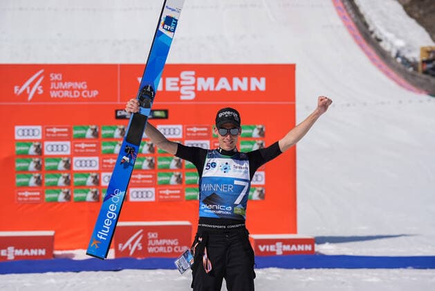 !!!PRINT PODPISYWAC JAKO ALEKSANDRA LYSZCZARZ !!! 27.03.2022 PLANICA SLOWENIA SLOVENIA VIESSMAN PUCHAR SWIATA W SKOKACH NARCIARSKICH INDIVIDUAL KONKURS INDYWIDUALNY FIS Ski jumping, Skispringen, Ski, nordisch WORLD CUP, MEN FLYING EVENT CONTEST N Z: Zajc Timi Mateusz Januszek NEWSPIX.PL --- Newspix.pl  MJ9720220327-05506