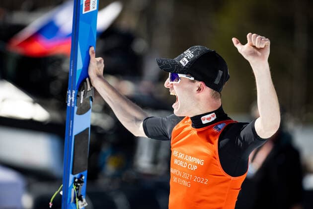 SKI FLYING - FIS WC Planica PLANICA,SLOVENIA,27.MAR.22 - NORDIC SKIING, Ski jumping, Skispringen, Ski, nordisch SKI FLYING - FIS World Cup, award ceremony. Image shows the rejoicing of Ziga Jelar (SLO).  GEPAxpictures xMaticxKlansek