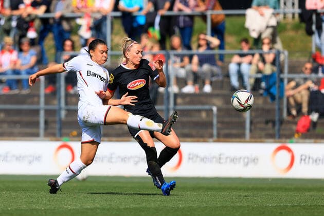 Flyeralarm Womens Bundesliga 2021 2022, 1 FC Cologne Bayer 04 Leverkusen Clara Fröhlich LEV, 26 , Mandy Islacker FC, 8 Cologne Franz Kremer Stadium, grass pitch North Rhine Westphalia Germany