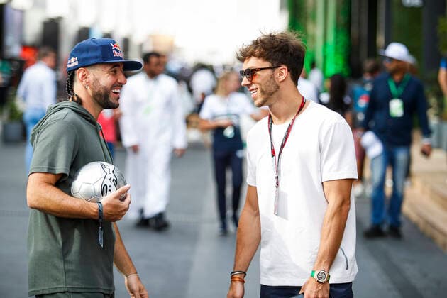 Sean Garnier, French footballer and freestyle artist, GASLY Pierre (fra), Scuderia AlphaTauri AT03, portrait during the Formula 1 STC Saudi Arabian Grand Prix 2022, 2nd round of the 2022 FIA Formula One World Championship, WM, Weltmeisterschaft on the Jeddah Corniche Circuit, from March 25 to 27, 2022 in Jeddah, Saudi Arabia - F1 - SAUDI ARABIAN GRAND PRIX 2022 - RACE DPPI Panoramic  00122007__B2_9528.JPG_