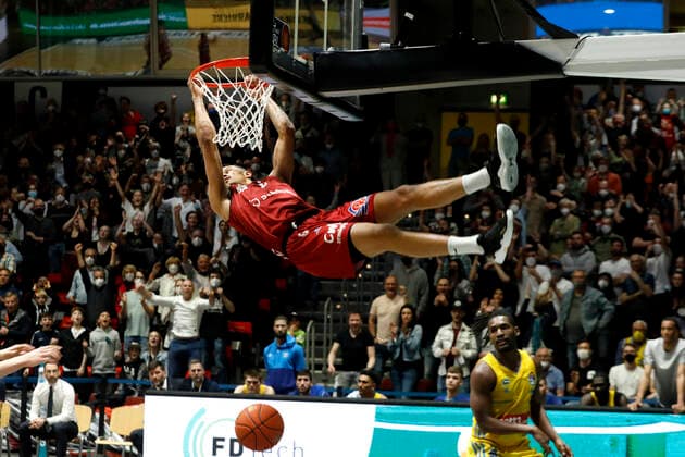 27 03 2022, easyCredit Basketball Bundesliga, BBL, season 2021 2022, men, Chemnitz Niners Alba Berlin Nelson Weidemann, Niners Chemnitz at Dunk Chemnitz Fair Chemnitz Saxony Germany