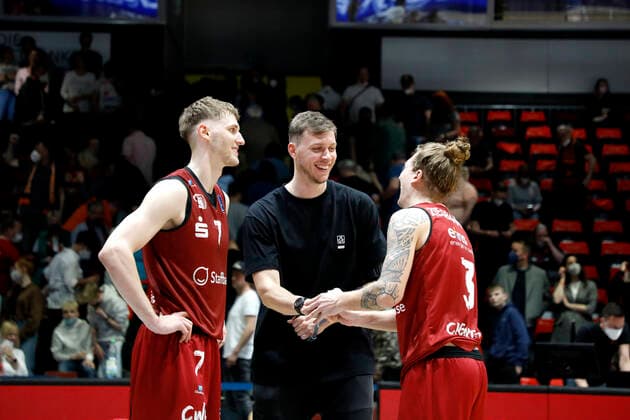 27 03 2022, easyCredit Basketball Bundesliga, BBL, season 2021 2022, men, Chemnitz Niners Alba Berlin Jonas Richter, Niners Chemnitz, Jan Niklas Wimberg, Niners Chemnitz, Malte Ziegenhagen, Niners Chemnitz Chemnitz Fair Chemnitz Saxony Germany
