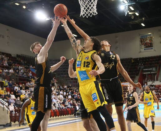 Jonah Radebaugh Giants, center MHP Riesen Ludwigsburg vs Basketball Löwen Braunschweig Basketball Bundesliga 2021 2022 Ludwigsburg , GER, 27 03 2022,