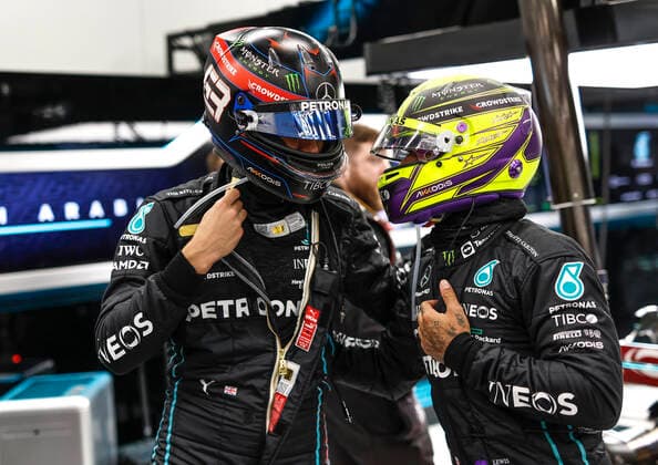 63 George Russell GBR, Mercedes AMG Petronas F1 Team , 44 Lewis Hamilton GBR, Mercedes AMG Petronas F1 Team , F1 Grand Prix of Saudi Arabia at Jeddah Corniche Circuit on March 27, 2022 in Jeddah, Saudi Arabia Photo by HOCH ZWEI Jeddah Saudi Arabia