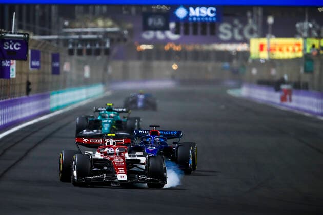 24 Guanyu Zhou CHN, Alfa Romeo F1 Team ORLEN , 23 Alexander Albon THA, Williams Racing , F1 Grand Prix of Saudi Arabia at Jeddah Corniche Circuit on March 27, 2022 in Jeddah, Saudi Arabia Photo by HOCH ZWEI Jeddah Saudi Arabia