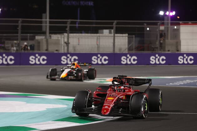 16 LECLERC Charles (mco), Scuderia Ferrari F1-75, action during the Formula 1 STC Saudi Arabian Grand Prix 2022, 2nd round of the 2022 FIA Formula One World Championship, WM, Weltmeisterschaft on the Jeddah Corniche Circuit, from March 25 to 27, 2022 in Jeddah, Saudi Arabia - F1 - SAUDI ARABIAN GRAND PRIX 2022 - RACE DPPI Panoramic  00122007_AV6_8735