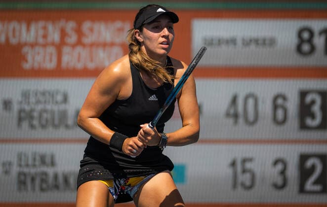 March 27, 2022, MIAMI, FLORIDA, UNITED STATES: Jessica Pegula of the United States in action during the third round of the 2022 Miami Open WTA, Tennis Damen 1000 tennis tournament MIAMI UNITED STATES - ZUMAa181 20220327_zaa_a181_229 Copyright: xRobxPrangex