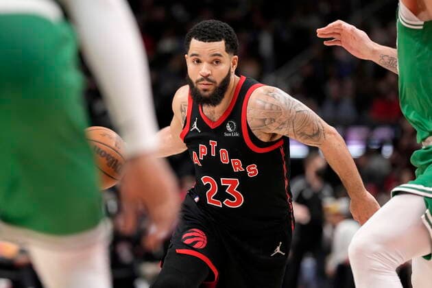 March 28, 2022, Toronto, ON, CANADA: Toronto Raptors guard Fred VanVleet (23) drives the ball down court during second half NBA, Basketball Herren, USA basketball action against the Boston Celtics, in Toronto, Monday, March 28, 2022. Celtics at Raptors NBA - ZUMAc35_ 20220328_zaf_c35_073 Copyright: xFrankxGunnx