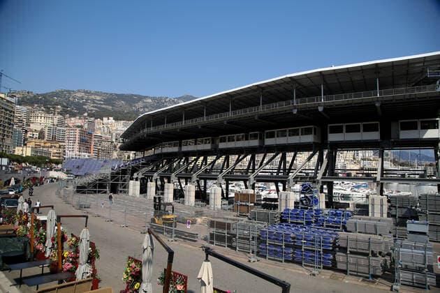March 28, 2022, Monte-Carlo, Monaco: Workers prepare for Monte Carlo Grand Prix Formula 1 race. The race takes place on 29 May 2022. Monte-Carlo Monaco - ZUMAs197 0153754136st Copyright: xDinendraxHariax