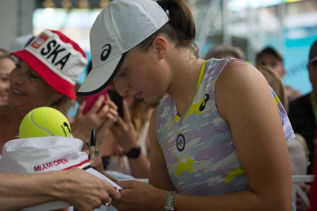 Iga Swiatek (POL) defeated Coco Gauff (USA) 6-3, 6-1, at the Miami Open being played at Hard Rock Stadium in Miami Gardens, Florida on March 28, 2022: Ã‚ Tennisclix CSM Miami Gardens USA - ZUMAc04_ 20220328_zaf_c04_020 Copyright: xKarlaxKinnex