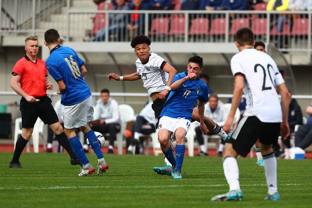 Goal shot by Paris Brunner Germany Germany vs Italy, football, U16 Laenderspiel, 29 03 2022 DFB regulations prohibit any use of photographs as image sequences and or quasi video Germany vs Italy, football, U16 Laenderspiel, 29 03 2022 Wetzlar Copyright: xEibner-Pressefotox EP_RWS