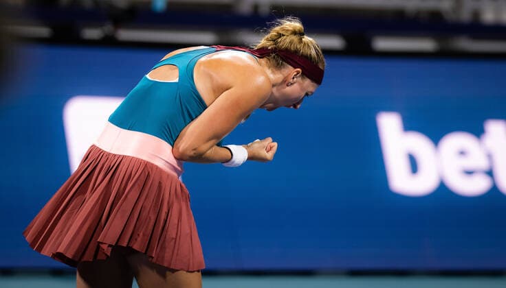 March 28, 2022, MIAMI, FLORIDA, UNITED STATES: Petra Kvitova of the Czech Republic in action during the fourth round of the 2022 Miami Open WTA, Tennis Damen 1000 tennis tournament against Veronika Kudermetova of Russia MIAMI UNITED STATES - ZUMAa181 20220328_zaa_a181_104 Copyright: xRobxPrangex