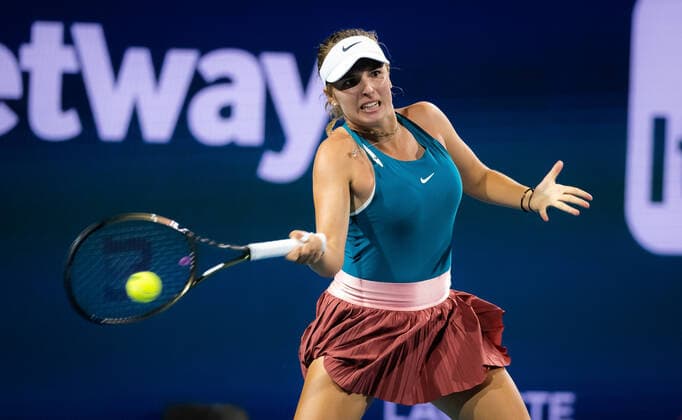 March 28, 2022, MIAMI, FLORIDA, UNITED STATES: Linda Fruhvirtova of the Czech Republic in action during the fourth round of the 2022 Miami Open WTA, Tennis Damen 1000 tennis tournament against Paula Badosa of Spain MIAMI UNITED STATES - ZUMAa181 20220328_zaa_a181_117 Copyright: xRobxPrangex