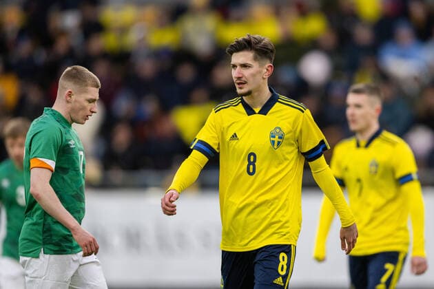220329 Armin Gigovic of Sweden during the UEFA European Under 21 Qualifier football match between Sweden and Ireland on March 29, 2022 in Boras Photo Mathias Bergeld BILDBYRAN kod MB MB0362 fotboll football soccer fotball em kval kval uefa european under 21 qualifier u21 qualifier qualifying round qualification sverige sweden irland ireland bbeng depp,  Copyright: MATHIASxBERGELD BB220329MB021