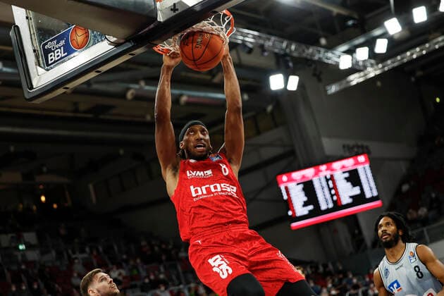 left Akil Mitchell Brose Bamberg, 08 amberg HAKRO Merlins Crailsheim easyCredit BBL Basketball Bundesliga season 2021 22 matchday 17, 29 03 2022 Bamberg, Brose Arena photo Daniel Löb Loeb Copyright: DanielxLöb