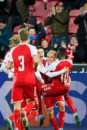 Denmarks players cheer after Gustav Isaksen scored 1 0 during the European Championship qualifier for the U21 national team between Denmark and Belgium, at MCH Arena in Herning, Tuesday 29 March 2022, Herning Denmark  Copyright: BoxAmstrupx xRitzauxScanpix BoxAmstrupx xRitzauxScanpixx COP102 spdk20220329-210201-L