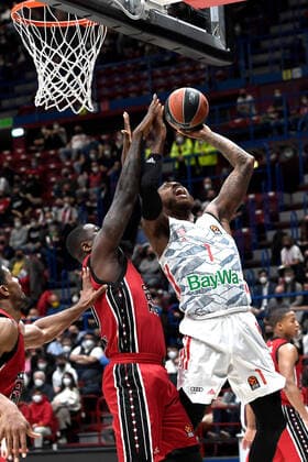 Db Milano 29 03 2022 - basket Eurolega AX Armani Exchange Olimpia Milano-Fc Bayern Munich foto Daniele Buffa Image nella foto: Deshaun Thomas-Ben Bentil 